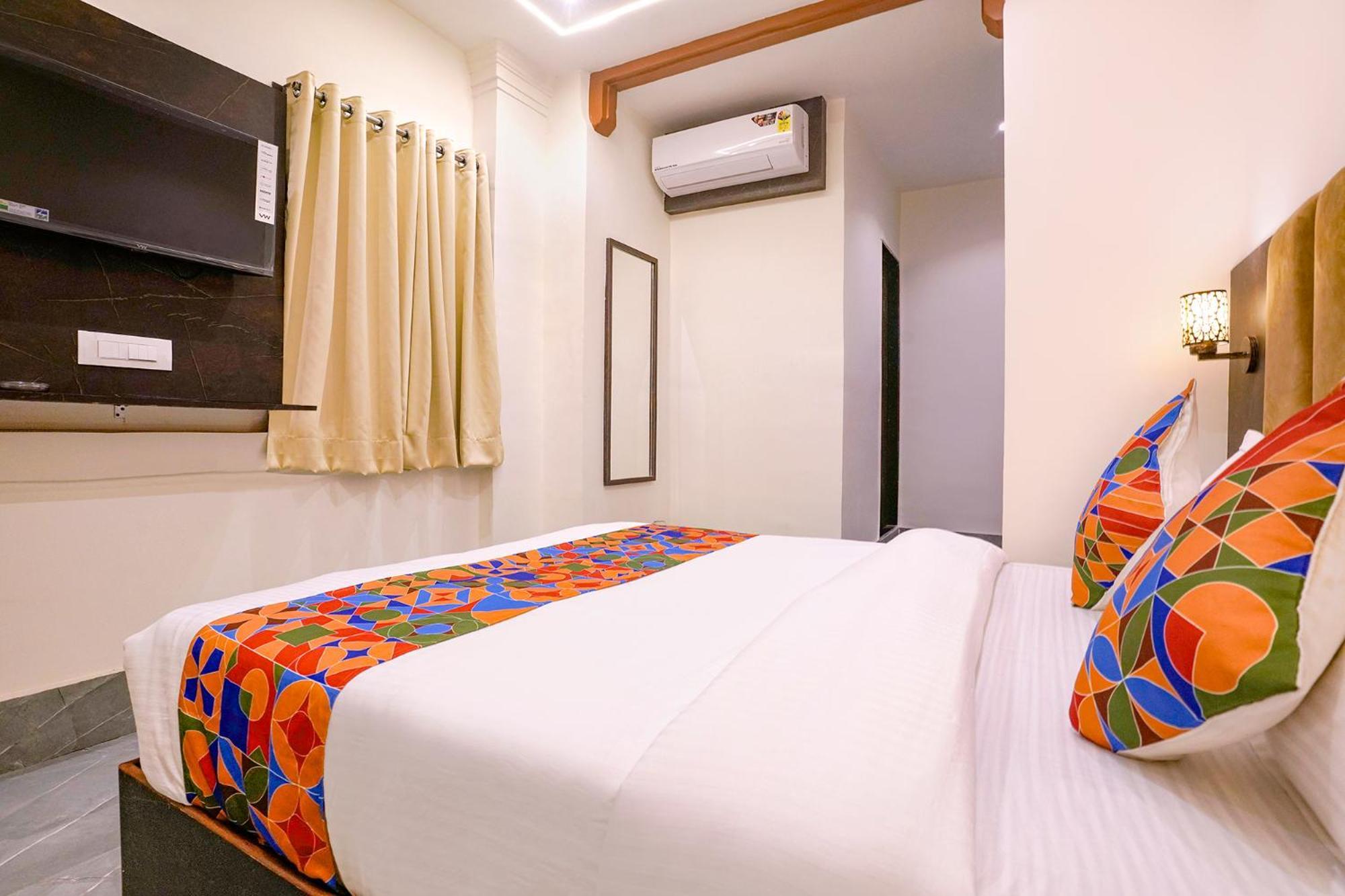 Fabhotel Gateway Мумбаи Экстерьер фото