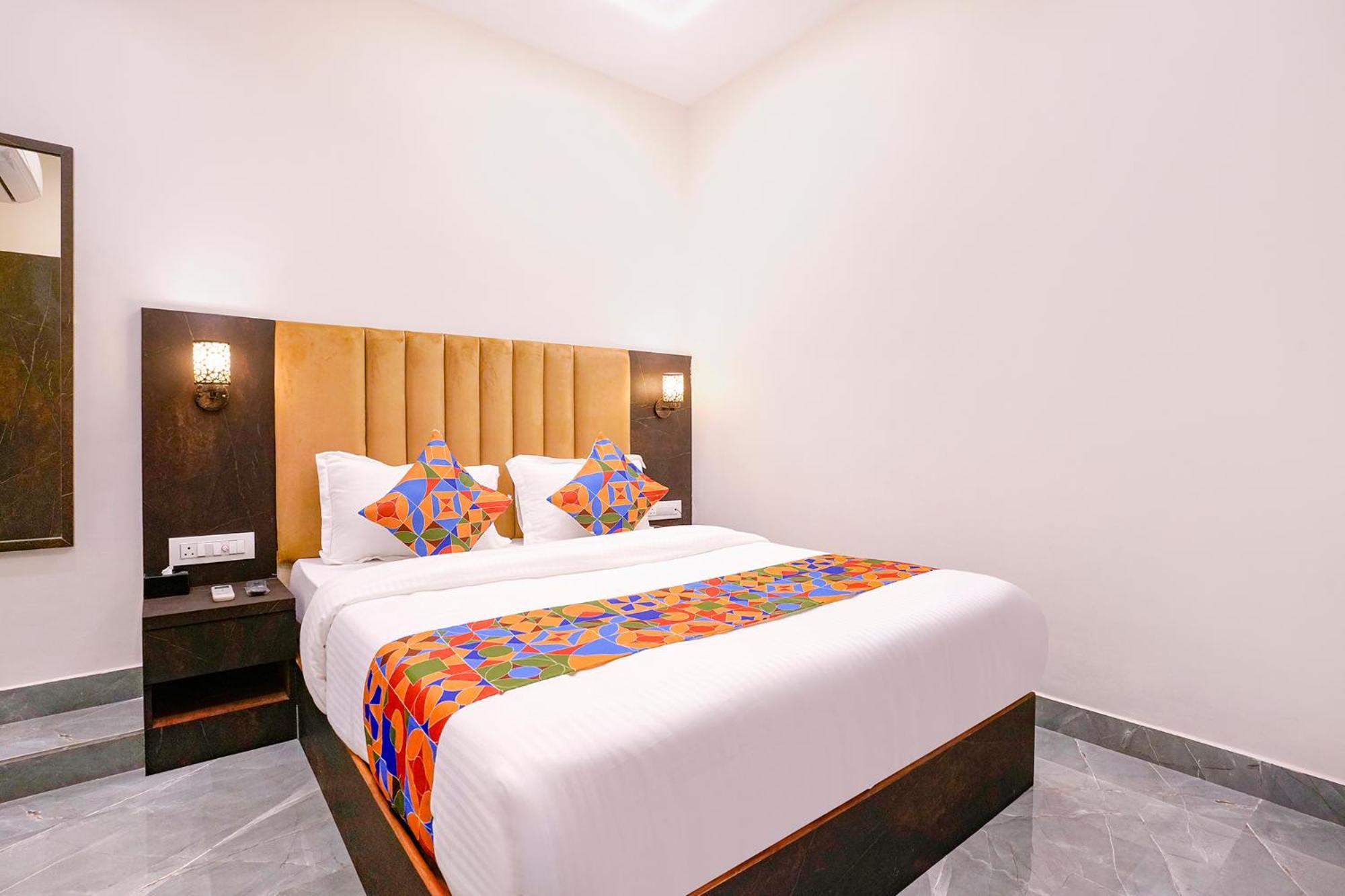 Fabhotel Gateway Мумбаи Экстерьер фото