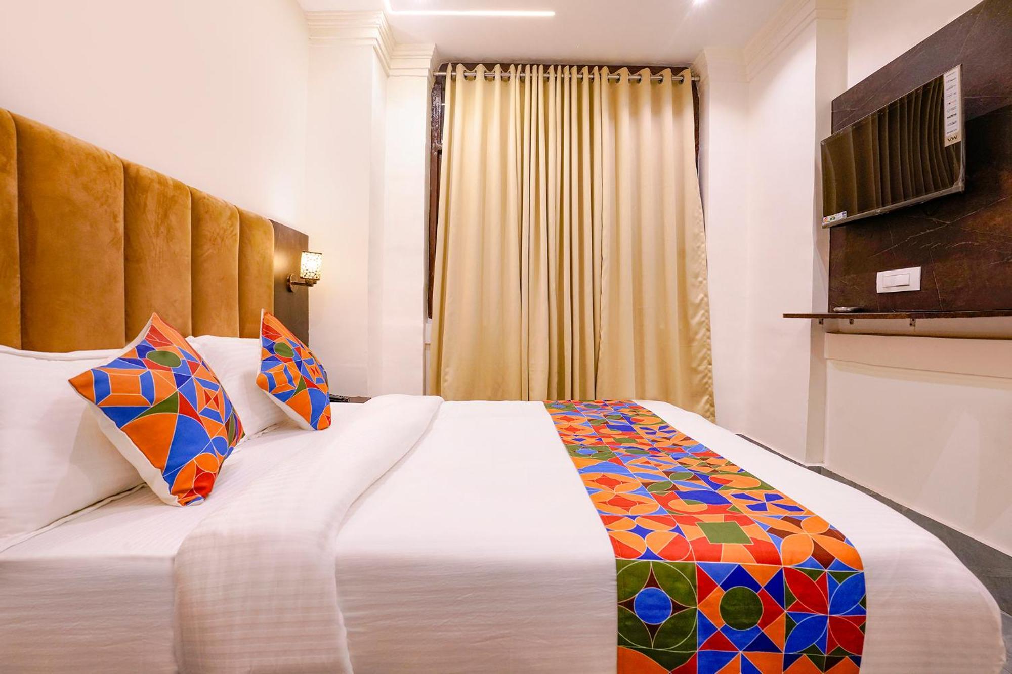 Fabhotel Gateway Мумбаи Экстерьер фото